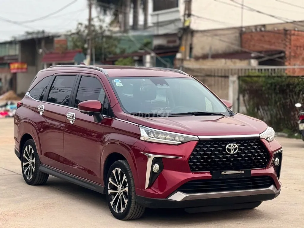 Toyota Veloz 2023 photo 2