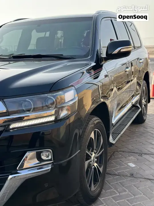 Toyota Land Cruiser 2019 photo 3