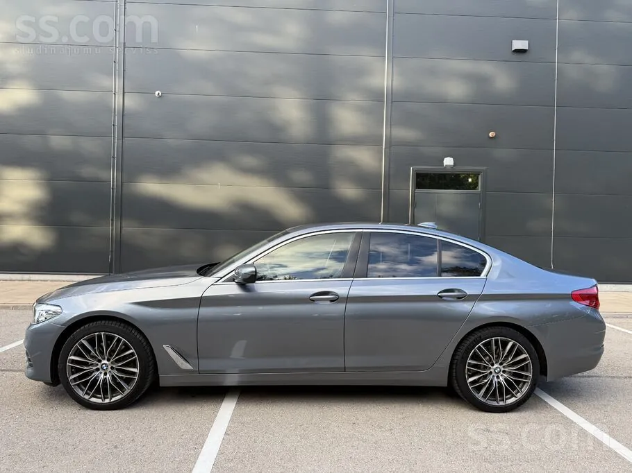 BMW 518