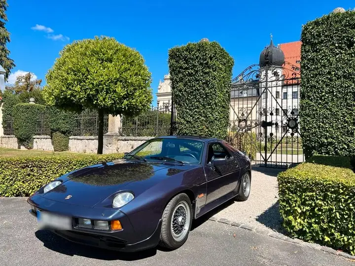 Porsche 928 S