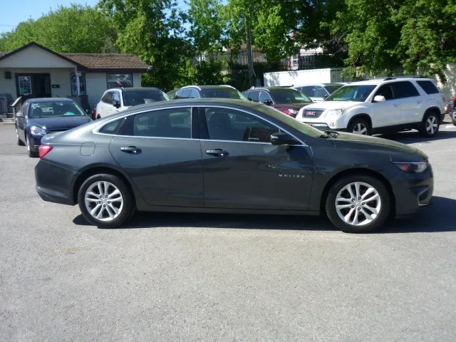 Chevrolet Malibu 2017 photo 3