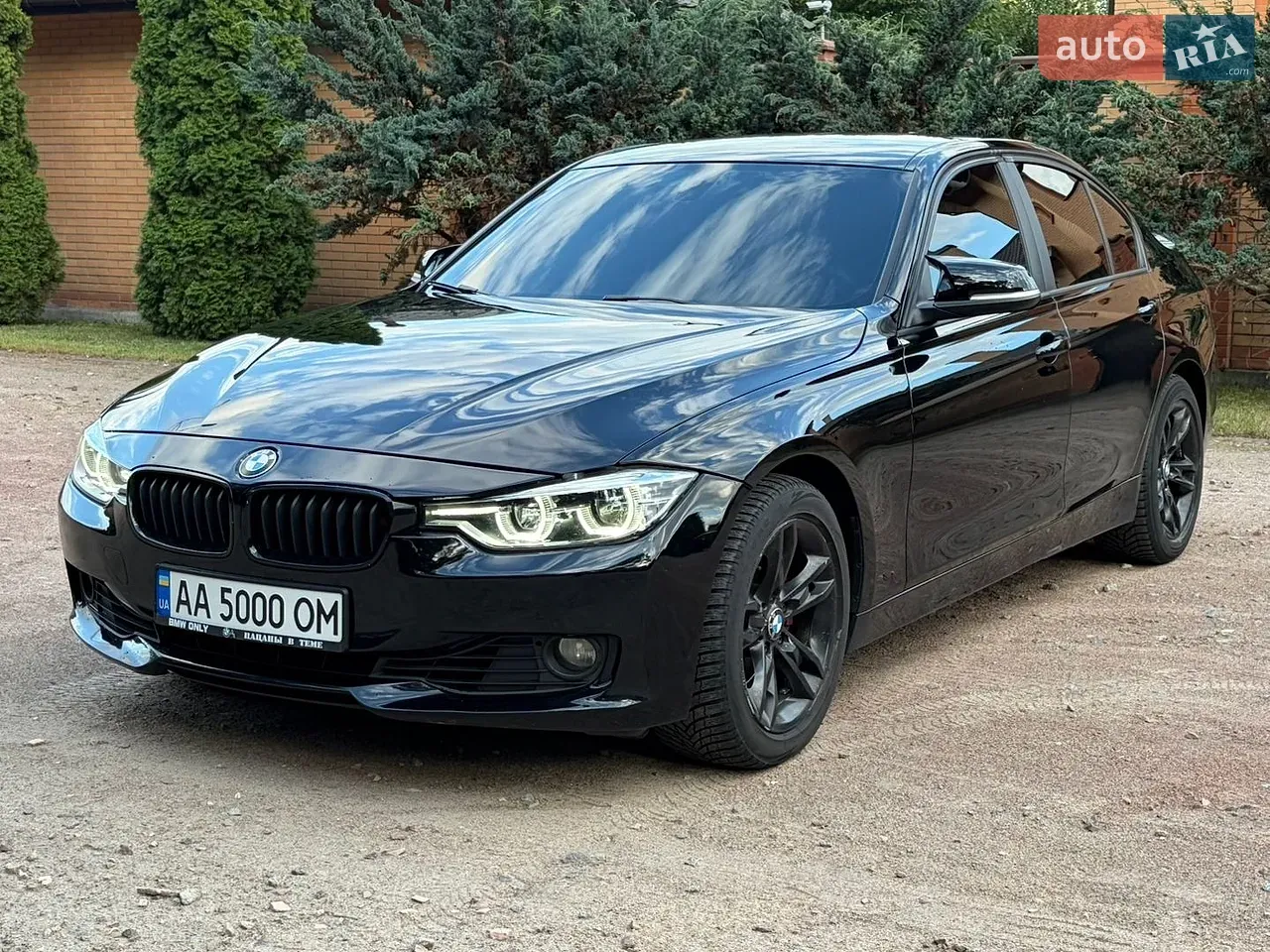 BMW 3 Series 2013 photo 3