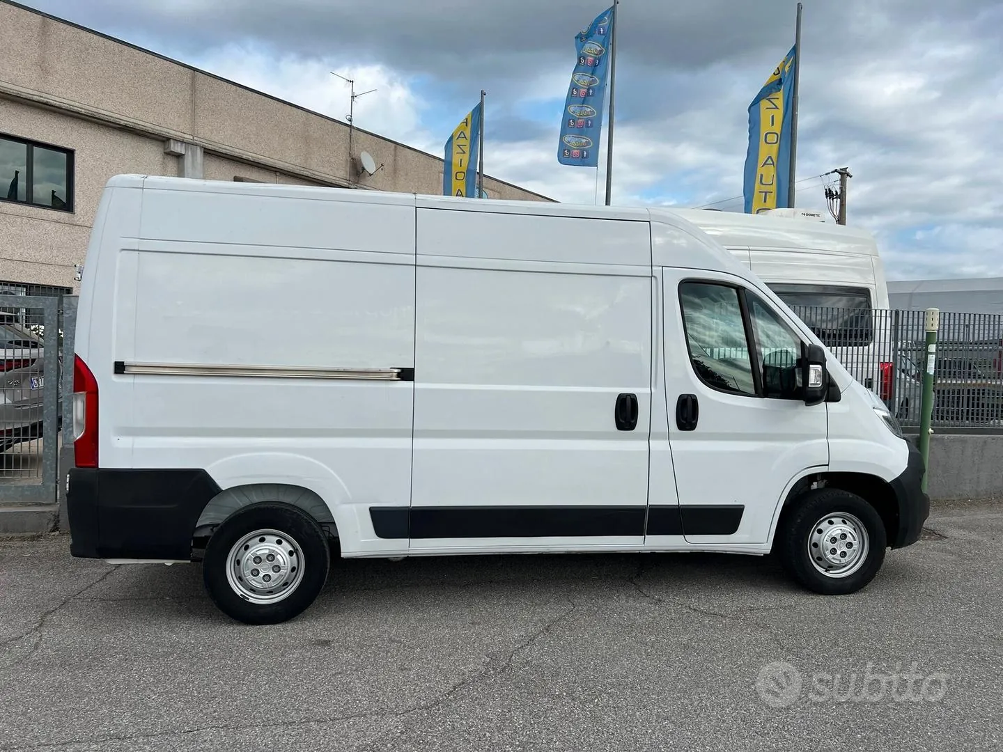 Opel Movano 2023 photo 2