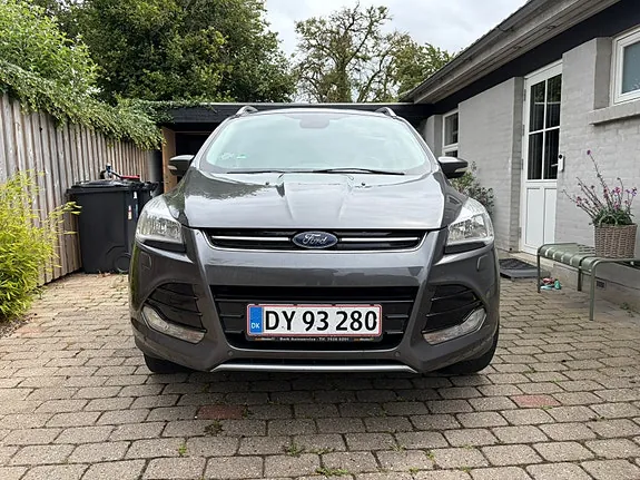 Ford Kuga 2016 photo 3