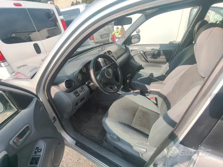 Toyota Rav4 2002 photo 5