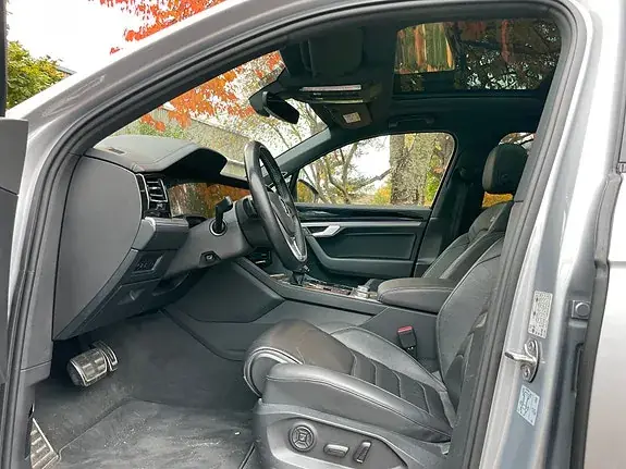 Volkswagen Touareg 2019 photo 2