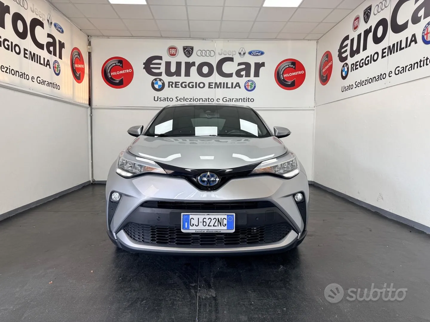 Toyota C-Hr 2022 photo 2