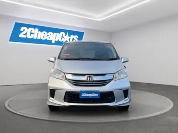 Honda Freed 2015 photo 3