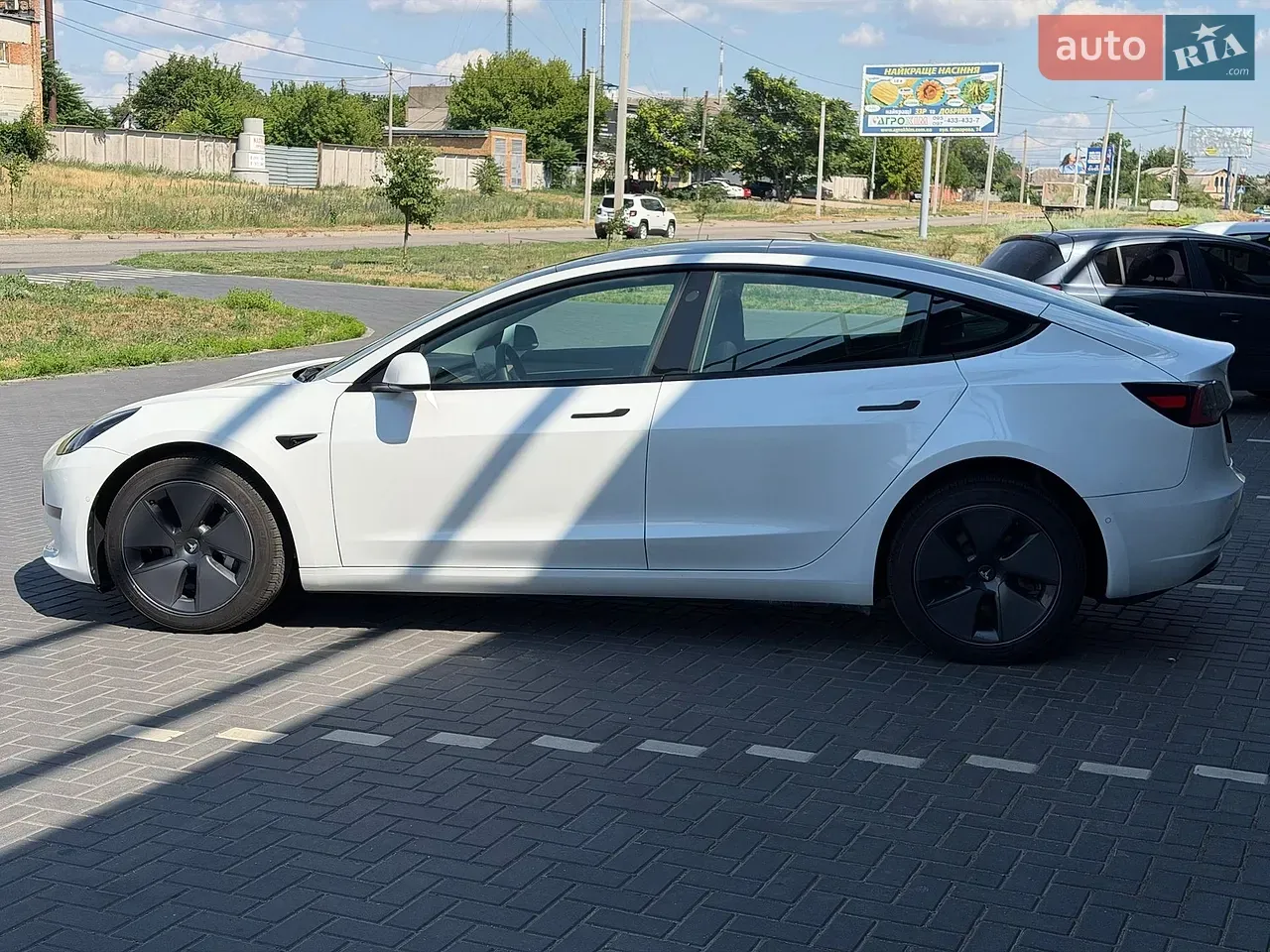 Tesla Model 3 2022 photo 5