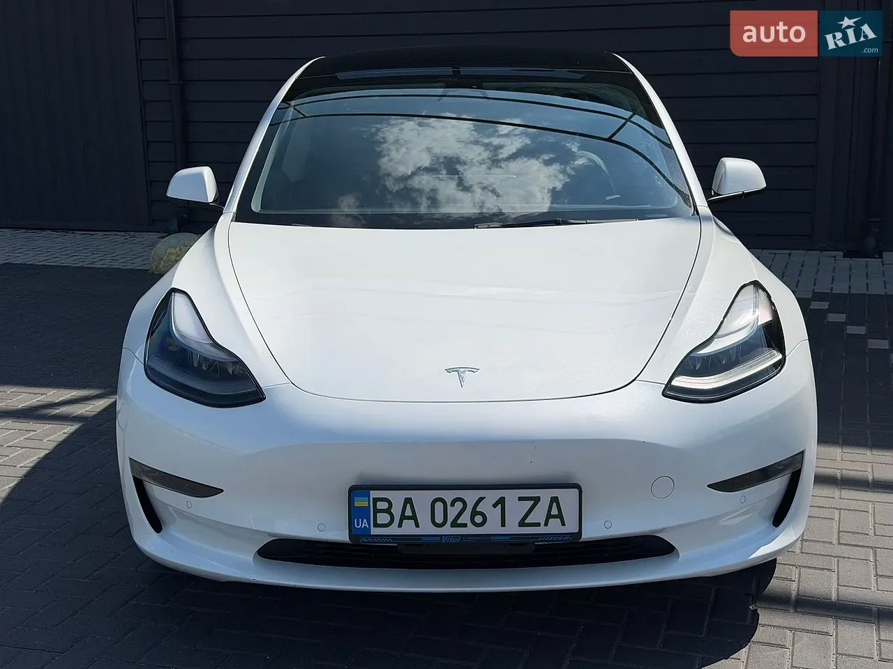 Tesla Model 3 2022 photo 2