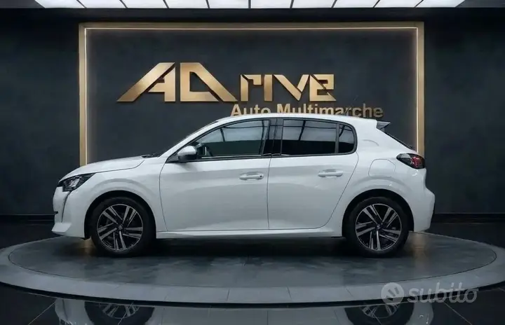 Peugeot 208 2020 photo 3