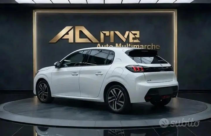 Peugeot 208 2020 photo 5