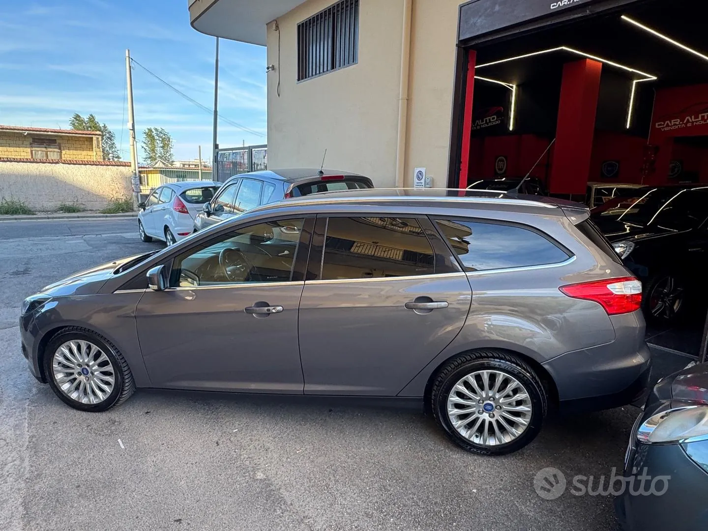 Ford Focus 2011 photo 4