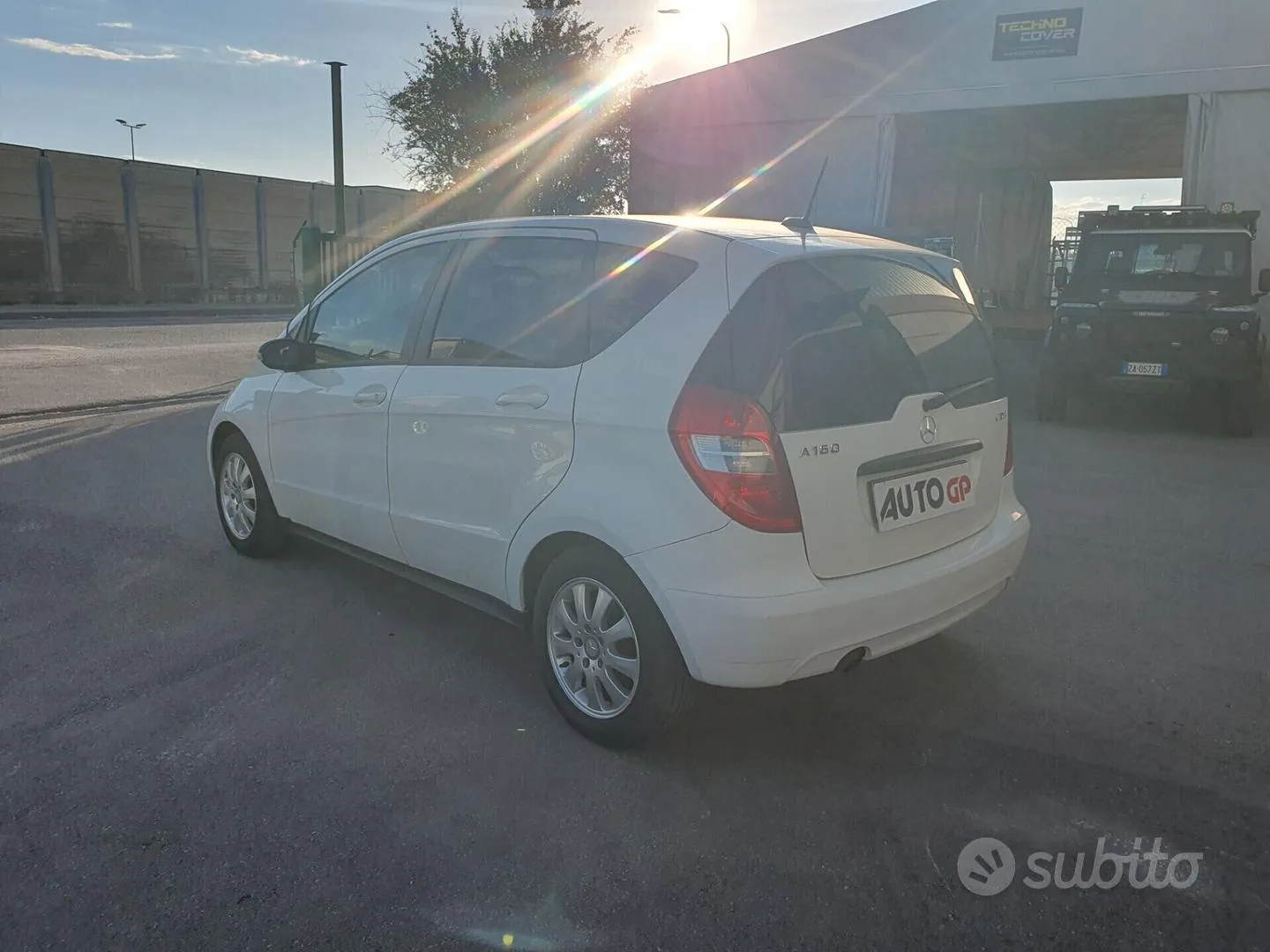Mercedes-Benz A160 2011 photo 4