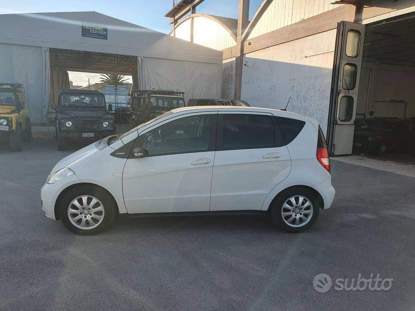 Mercedes-Benz A160 2011 photo 3