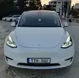 Tesla Model Y 2024 photo 3