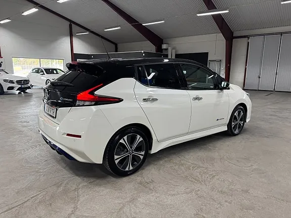 Nissan Leaf 2020 photo 2