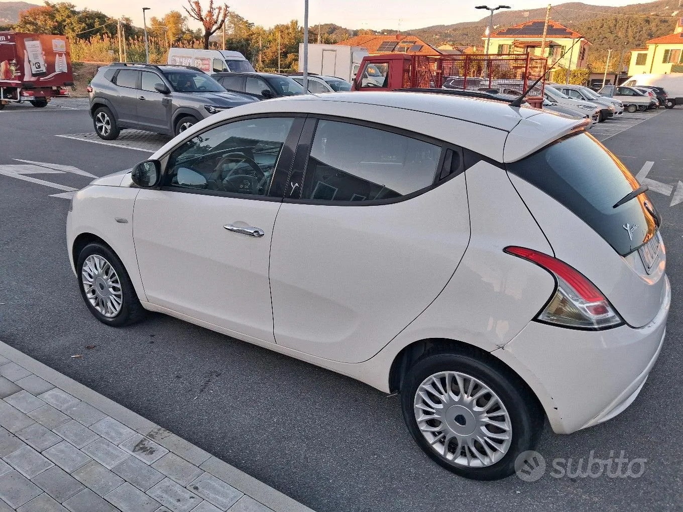 Lancia Ypsilon 2016 photo 4