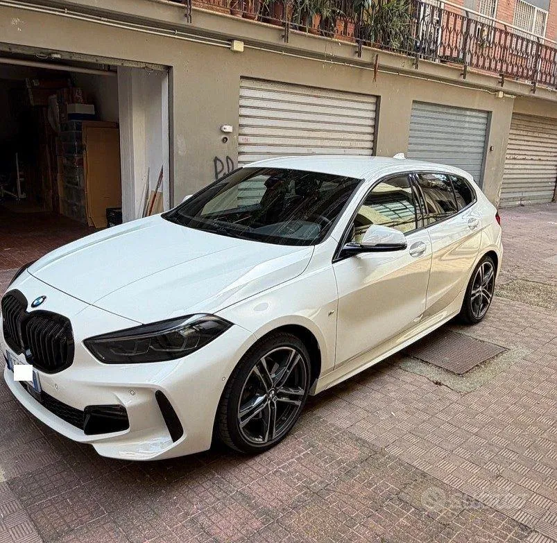 BMW 118D M Sport 2021 photo 2