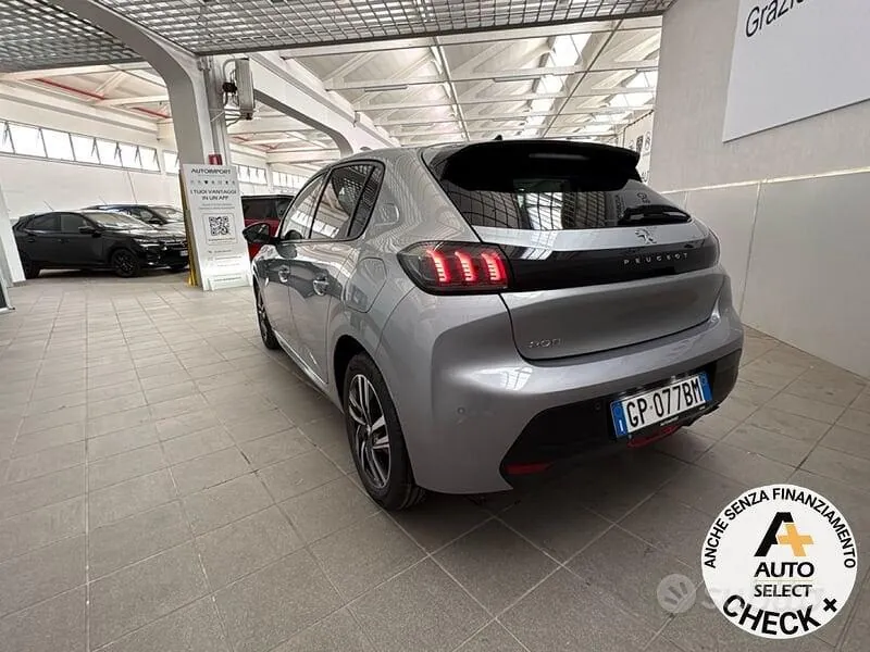Peugeot 208 2023 photo 4