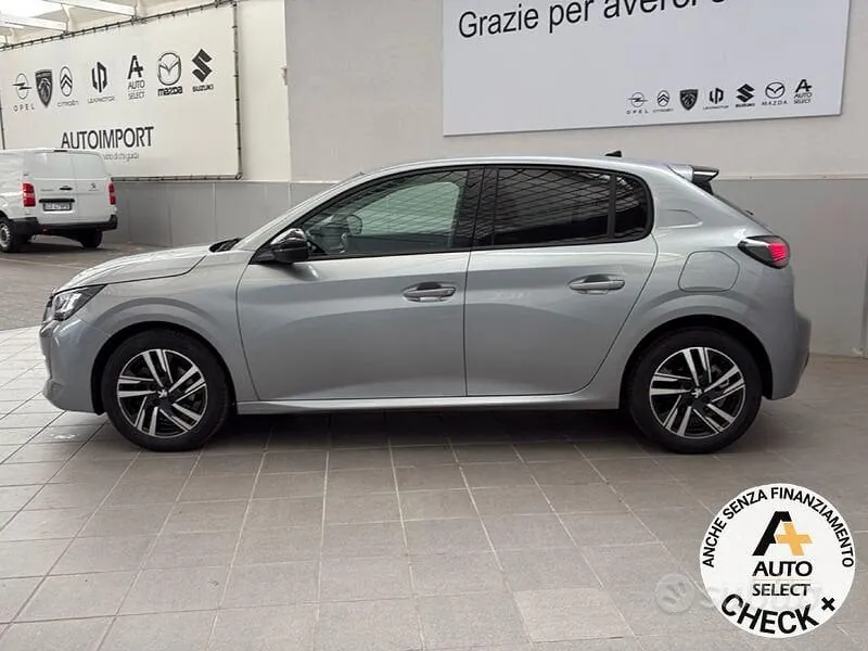 Peugeot 208 2023 photo 3