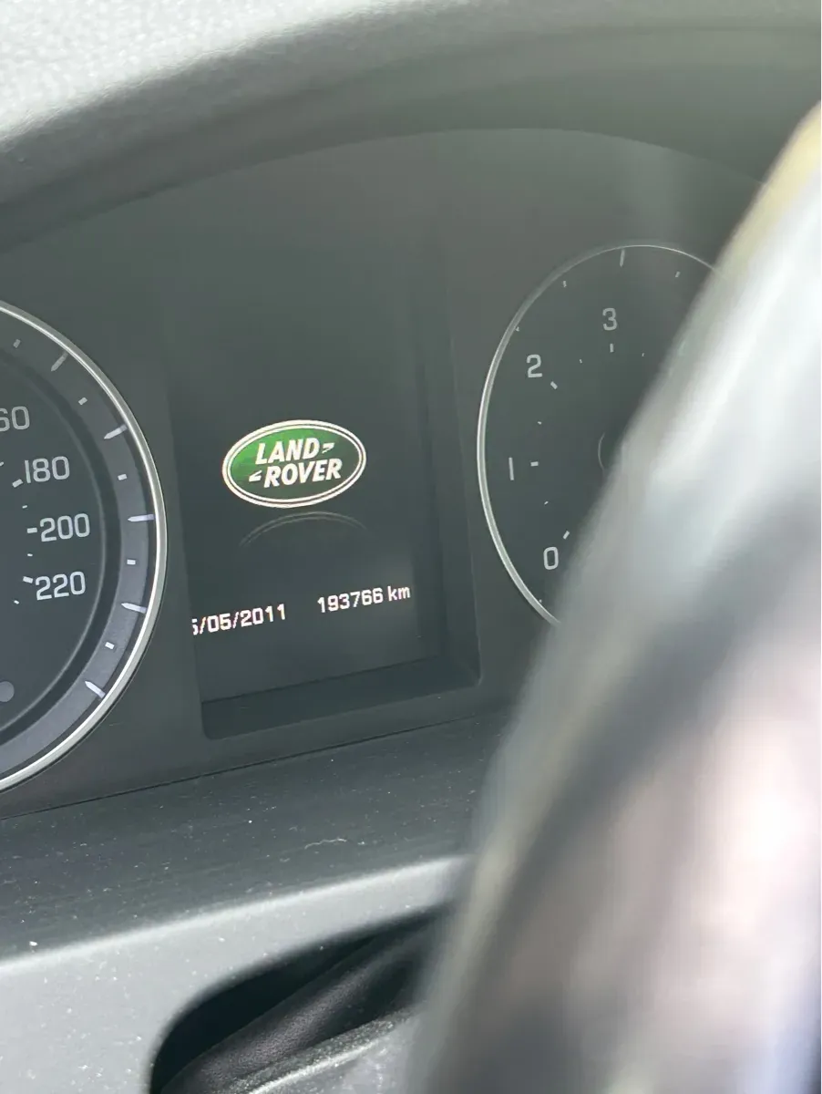 Land Rover Freelander 2013 photo 2