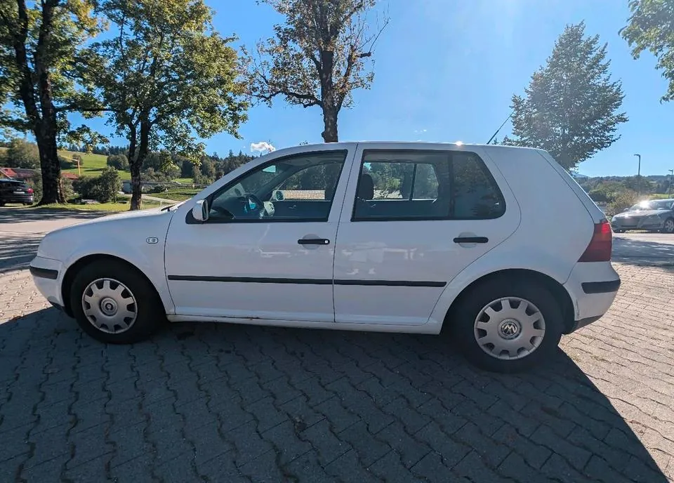 Volkswagen Golf 4