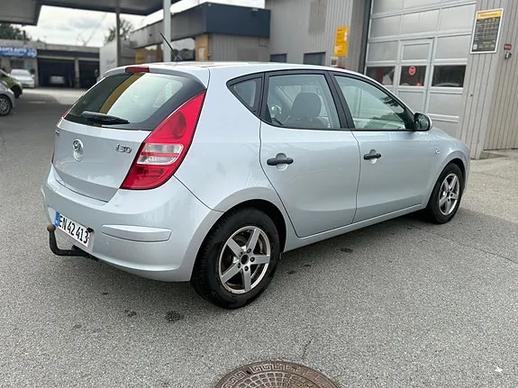 Hyundai I30 2009 photo 2