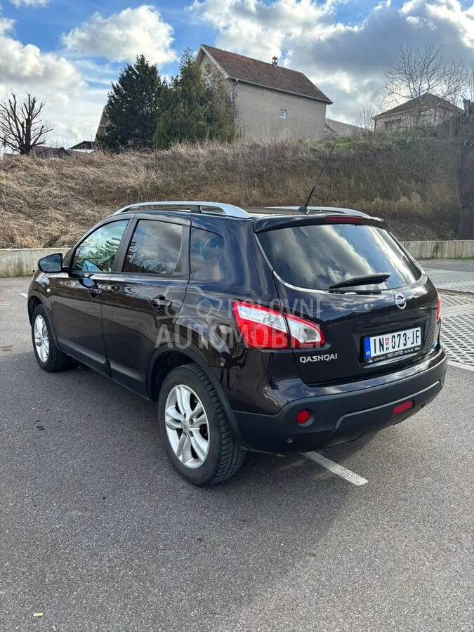 Nissan Qashqai 2010 photo 4