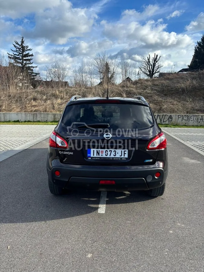 Nissan Qashqai 2010 photo 5