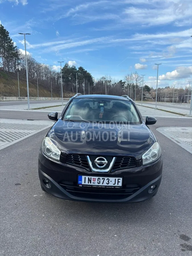 Nissan Qashqai 2010 photo 2