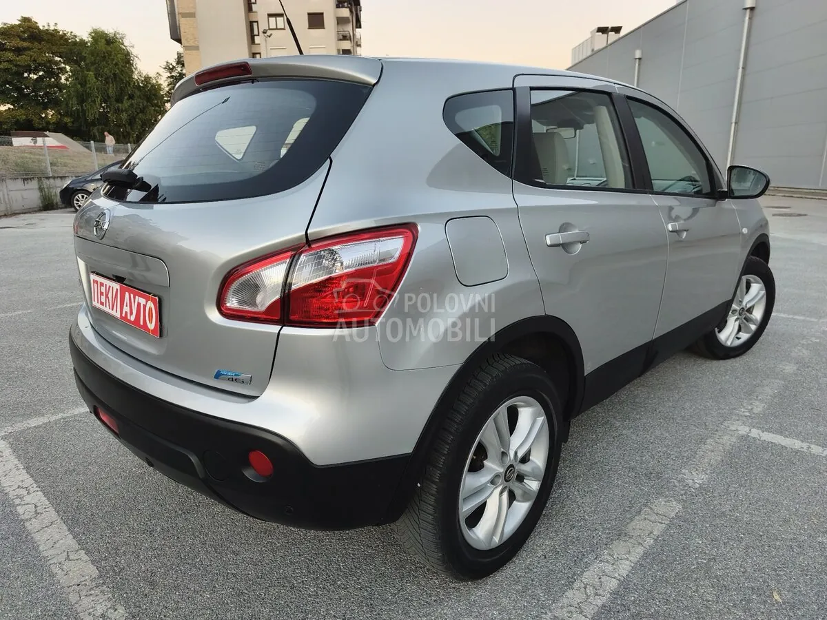 Nissan Qashqai 2010 photo 5