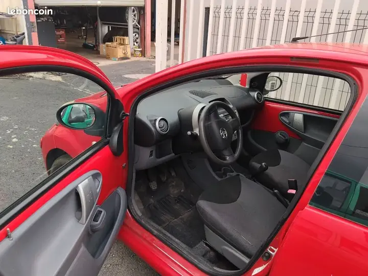 Toyota Aygo 2008 photo 2