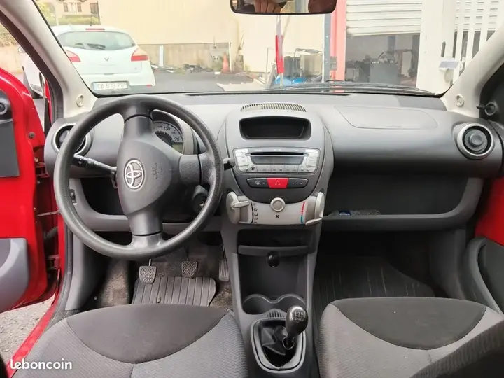 Toyota Aygo 2008 photo 3