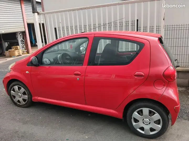 Toyota Aygo 2008 photo 5
