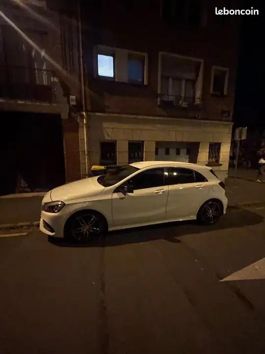 Mercedes-Benz A-Class 2017 photo 2