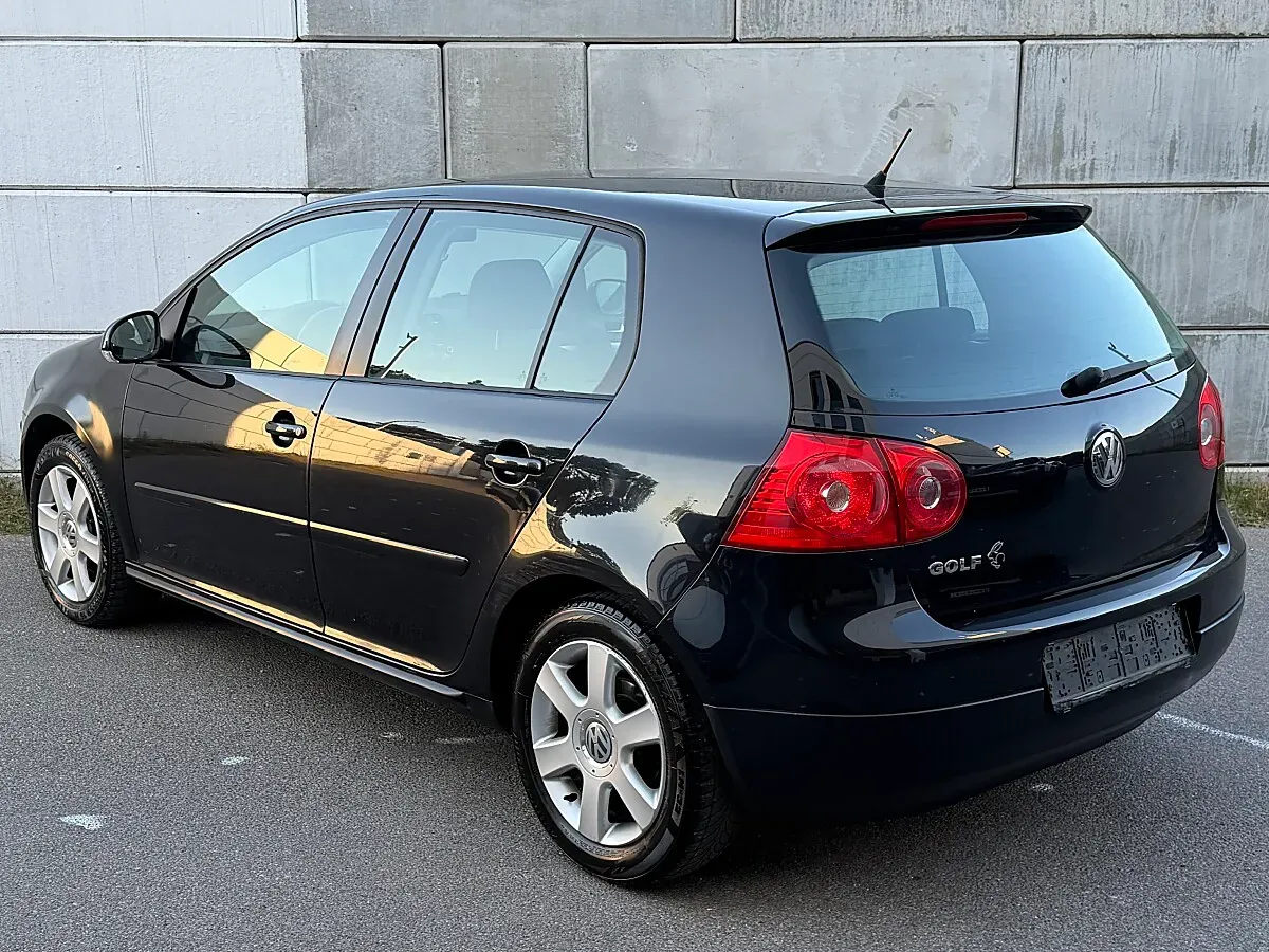 Volkswagen Golf 2008 photo 3