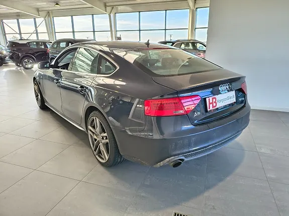 Audi A5 2016 photo 4