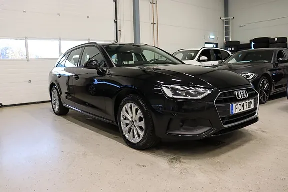 Audi A4 2022 photo 2