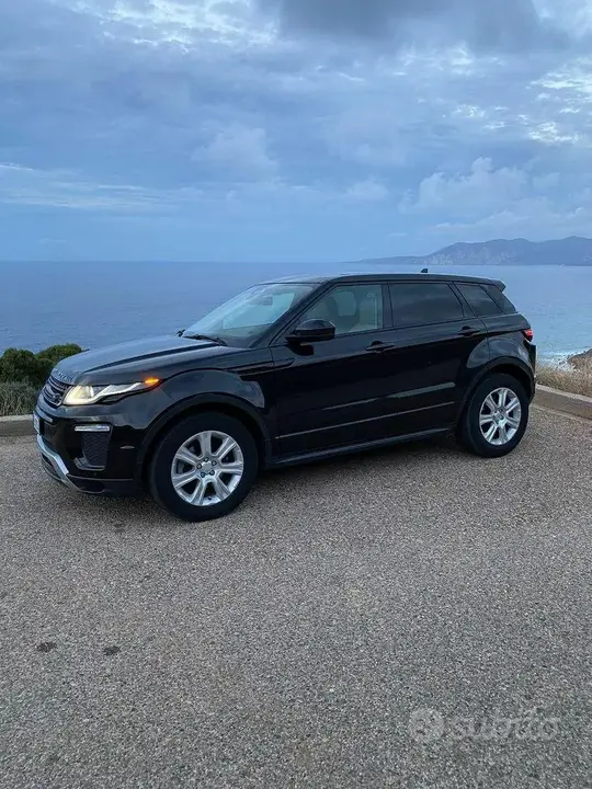Land Rover Range Rover Evoque 2015 photo 2