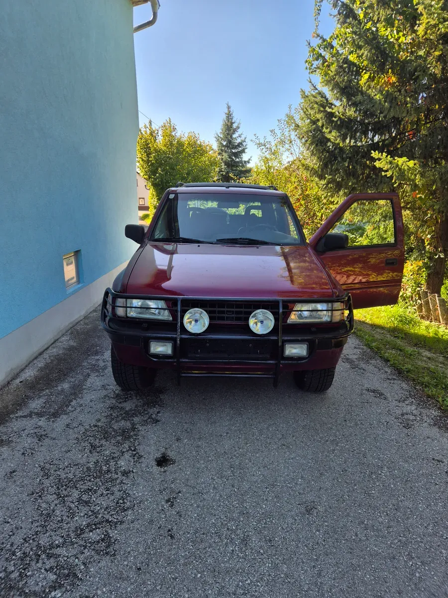 Opel Frontera