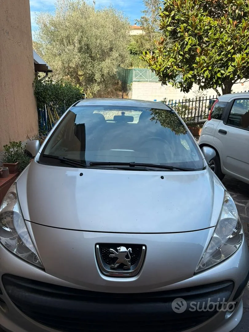 Peugeot 207
