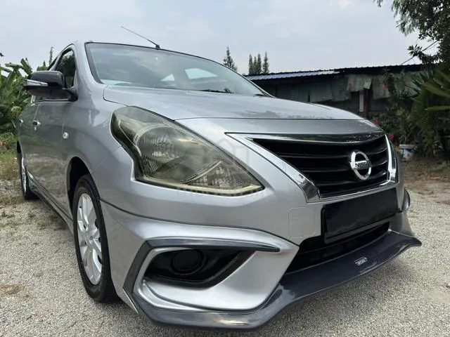 Nissan Almera