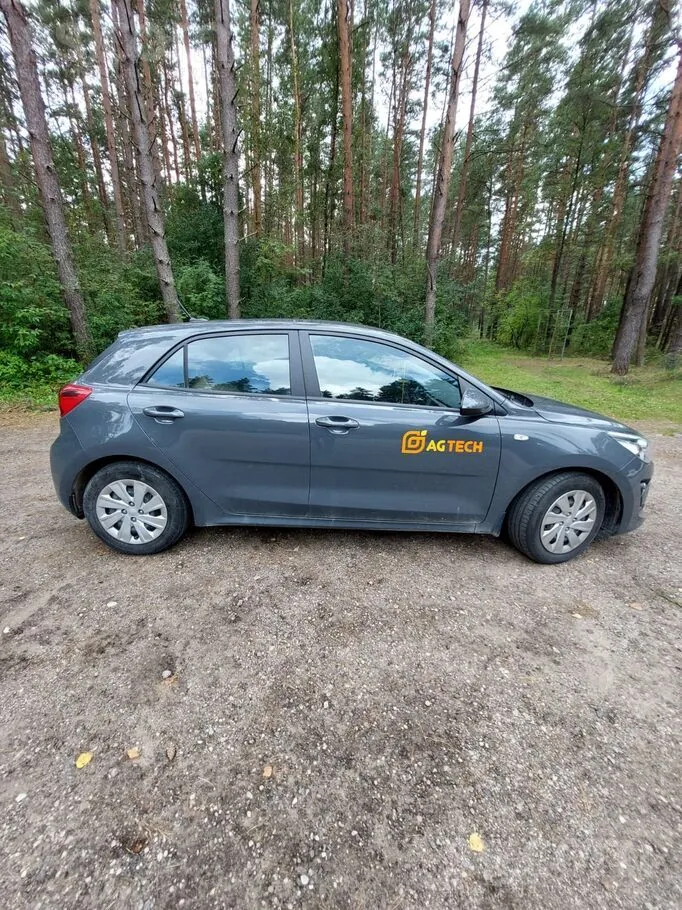Kia Rio 2023 photo 2