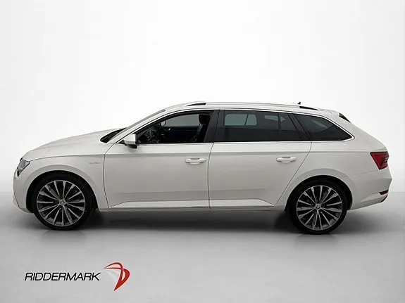 Skoda Superb 2021 photo 5