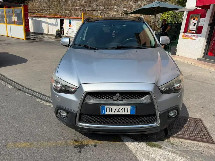 Mitsubishi Asx 2010 photo 3