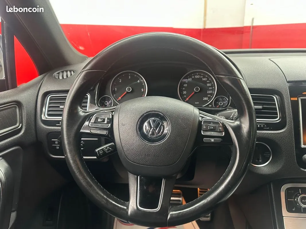 Volkswagen Touareg 2012 photo 5
