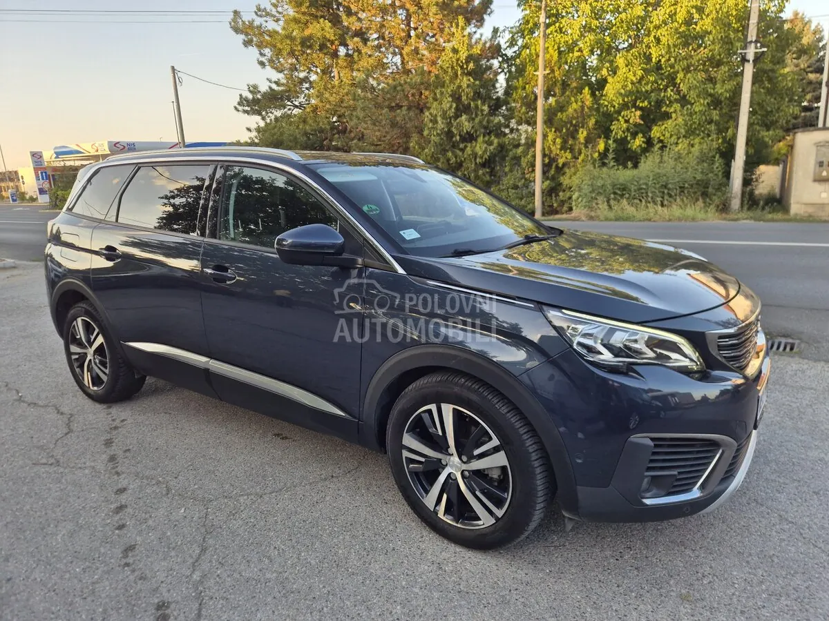 Peugeot 5008 2017 photo 4