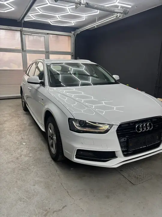 Audi A4 2015 photo 3