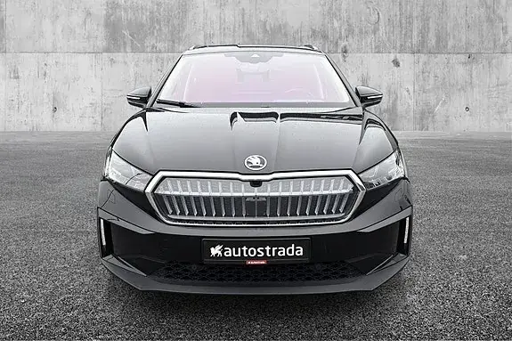 Skoda Enyaq 2022 photo 2